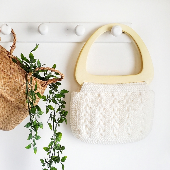 Vintage 70s boho white purse - Picture 2 of 8